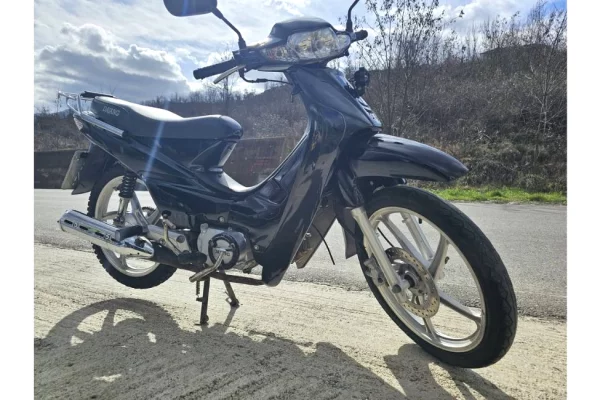 Motorra ne shitje ne Tirane - 800 Euro