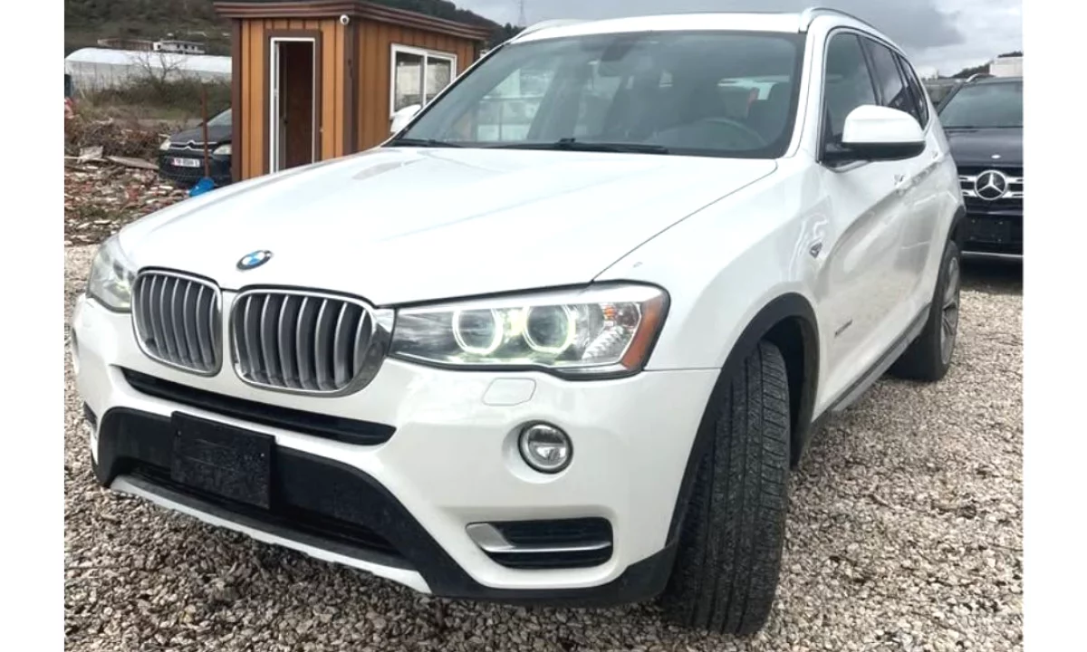 Makina ne shitje ne Tirane, BMW, 2015 Diesel,Kambio Automatik Pagesa 11,000  Euro.