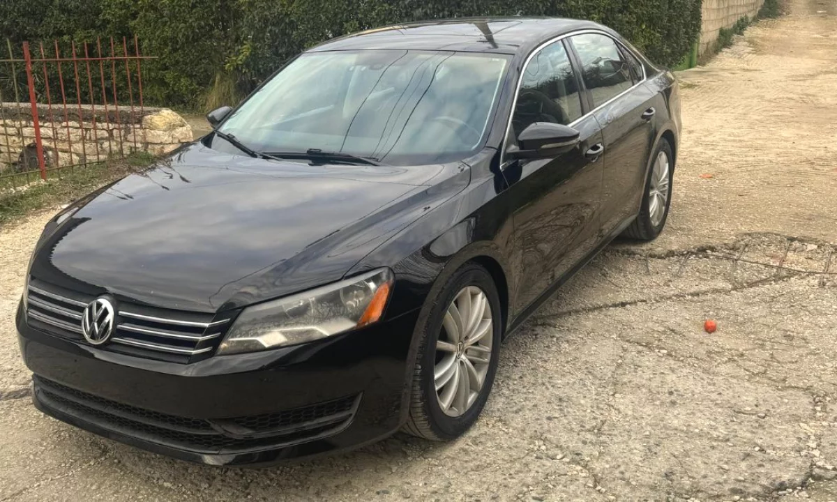 Makina ne shitje ne Tirane, Volkswagen, 2013 Benzine,Kambio Automatik Pagesa 6,200  Euro.