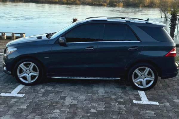 Cars for sale in Tirana, Mercedes-Benz, 2013 Diesel,Kambio Automatik Payment 13,500  Euro.