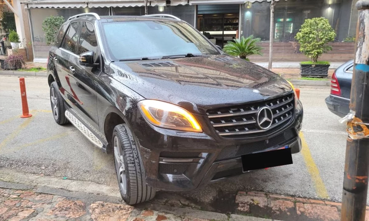 Auto in Vendita a Tirana, Mercedes-Benz, 2014 Diesel,Kambio Automatik Pagamento 14,000  Euro.