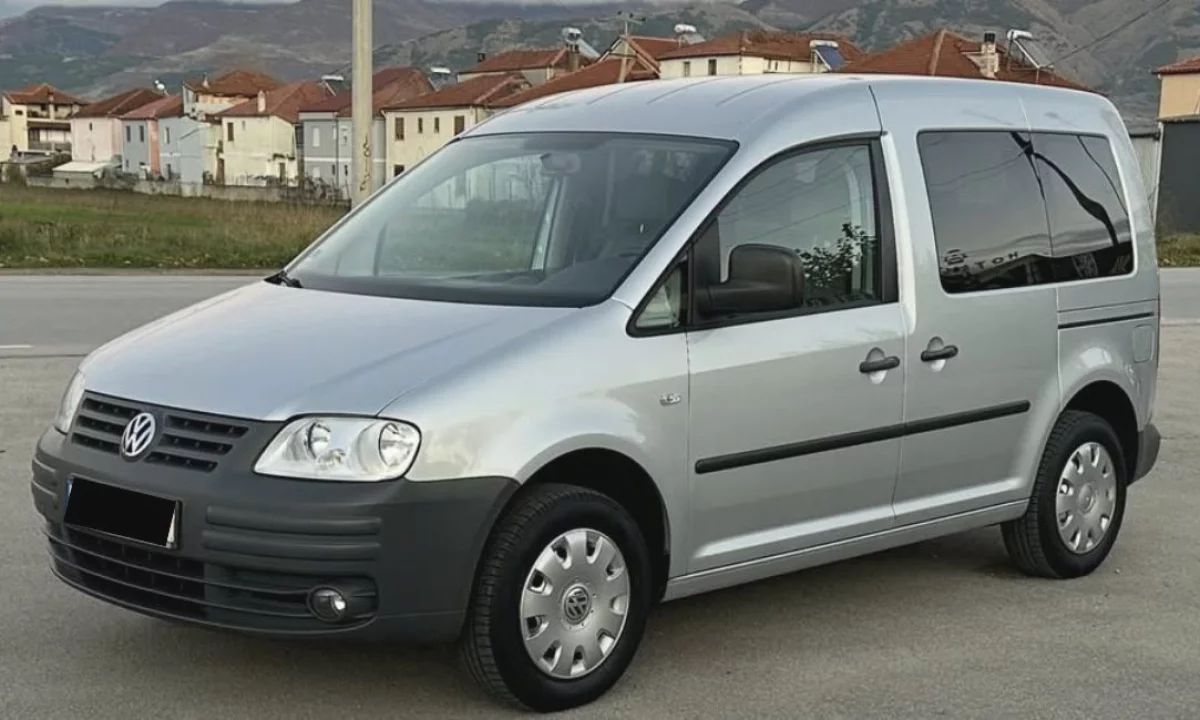 Cars for sale in Tirana, Volkswagen, 2006 Diesel,Kambio Automatik Payment 3,800  Euro.