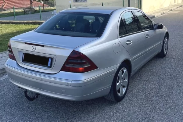 Auto in Vendita a Tirana, Mercedes-Benz, 2001 Diesel,Kambio Automatik Pagamento 2,500,000  Leke.
