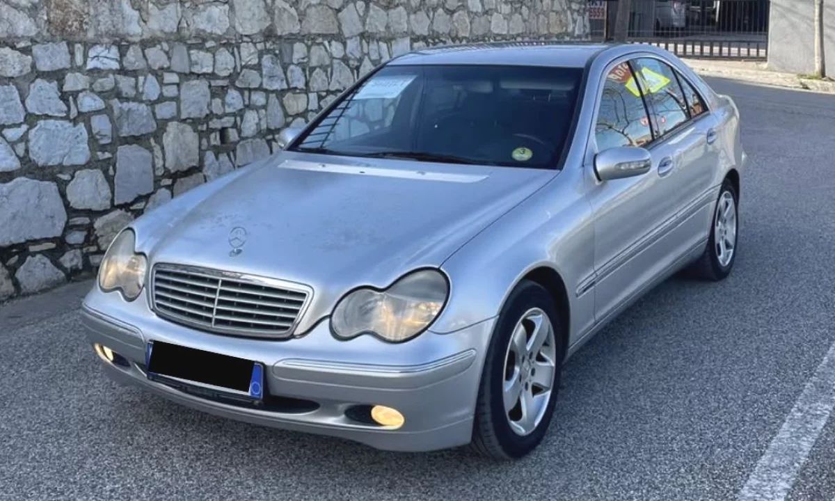 Auto in Vendita a Tirana, Mercedes-Benz, 2001 Diesel,Kambio Automatik Pagamento 2,500,000  Leke.