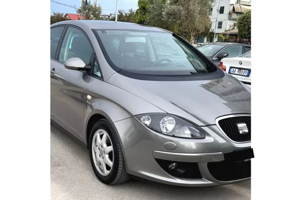  Shitet ose Nderrohet – Seat Altea 2.0 Benzin Sport