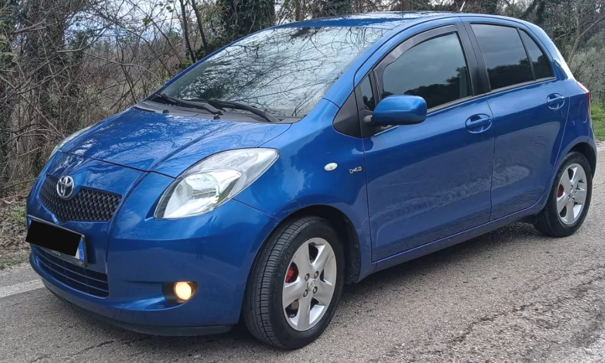 Makina ne shitje ne Tirane, Toyota, 2007 Diesel,Kambio Manual Pagesa 4,000  Euro.