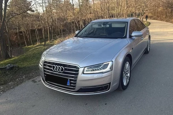 Makina ne shitje ne Tirane - 15,499 Euro