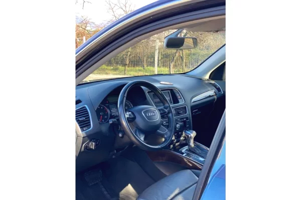 Makina ne shitje ne Tirane - 8,300 Euro