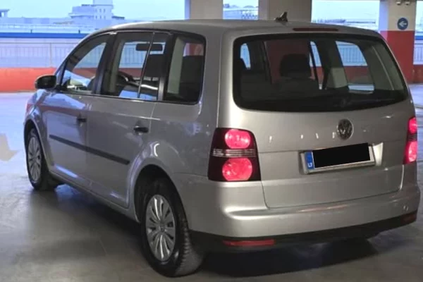 Makina ne shitje ne Tirane - 4,400 Euro