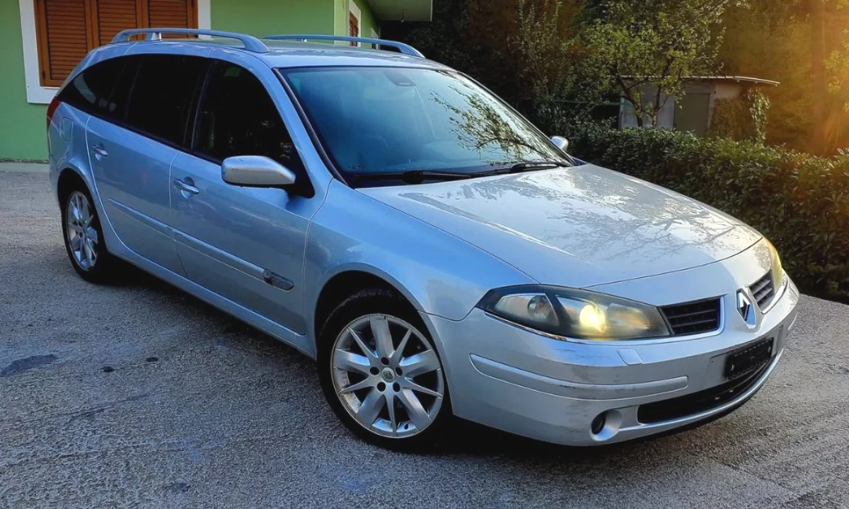 Makina ne shitje ne Tirane, Renault, 2007 Diesel,Kambio Automatik Pagesa 2,900  Euro.