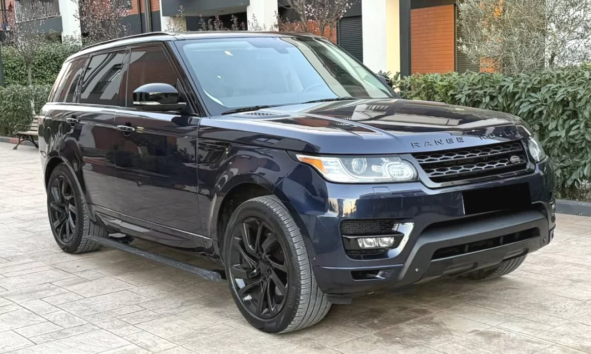 Makina ne shitje ne Tirane, Land Rover, 2015 gasoline-gas,Kambio Automatik Pagesa 21,000  Euro.