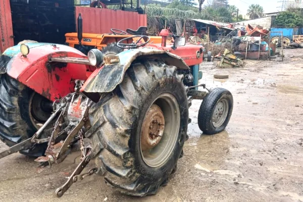 Makina ne shitje ne Tirane - 2,700 Euro