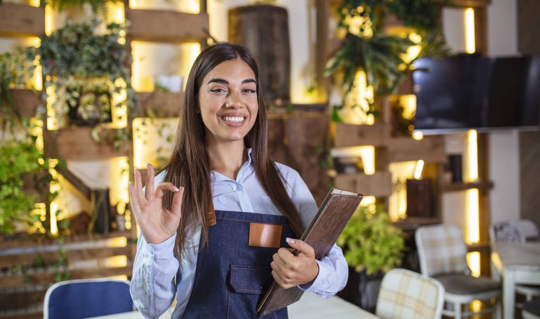 Njoftime Pune ne Tirane, Profesioni Kamarier/e , Fillestar/Pak eksperience, Pagesa 50,000  Leke.