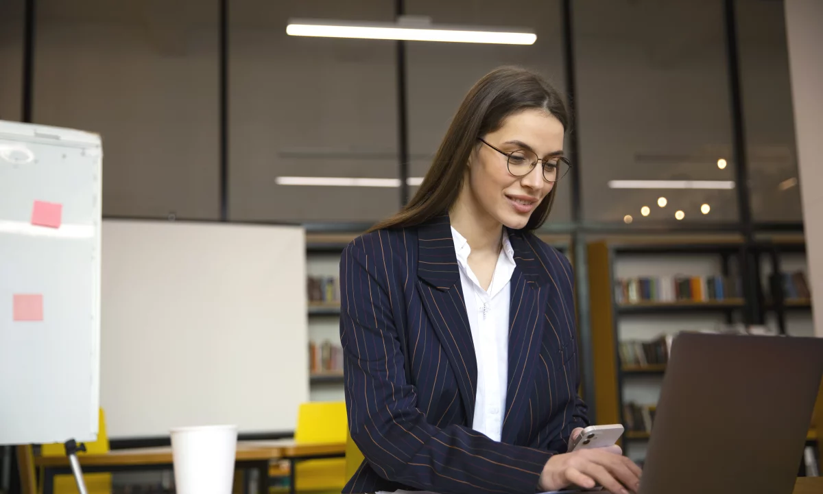 Njoftime Pune ne Fier, Profesioni Specialist në Sektorin e Monitorimit të Kompetencave Vendore dhe Funksioneve të Deleguara , Me eksperience, Pagesa Me Marreveshje.