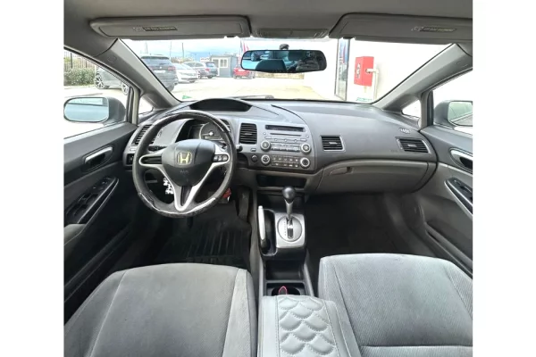 Cars for sale in Tirana - 4,300 Euro