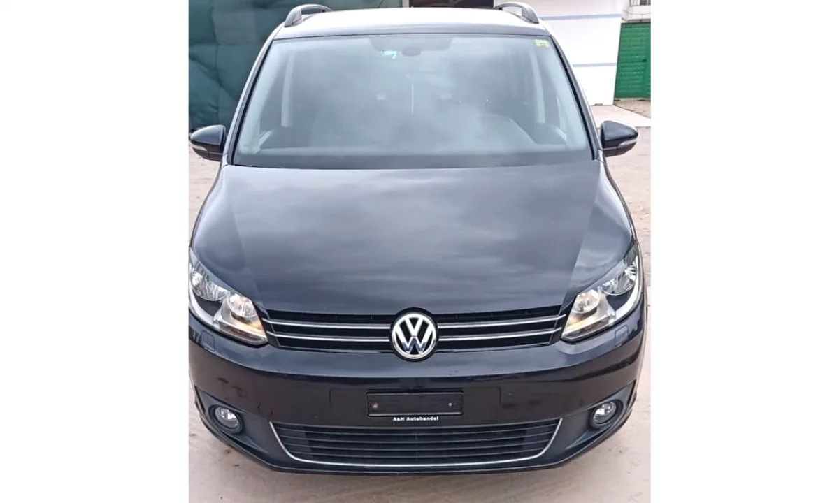 Cars for sale in Tirana, Volkswagen, 2013 Diesel,Kambio Automatik Payment 8,900  Euro.