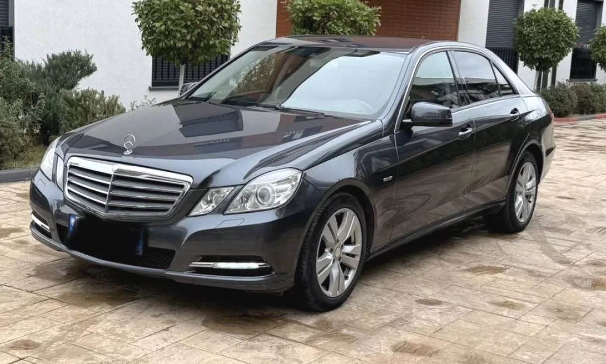 Cars for sale in Tirana, Mercedes-Benz, 2012 Diesel,Kambio Automatik Payment 9,000  Euro.