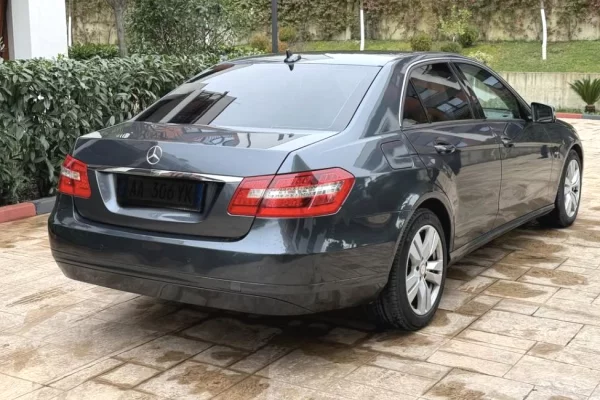 Cars for sale in Tirana - 9,000 Euro