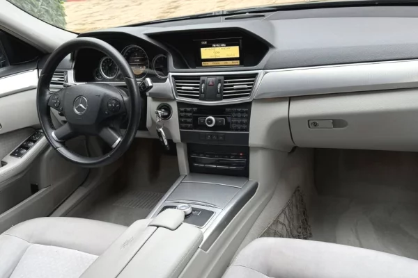 Cars for sale in Tirana - 9,000 Euro