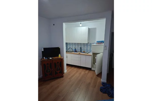 📍 Jepet Garsoniere me Qera pranë Kupoles – 300€ / Muaj!