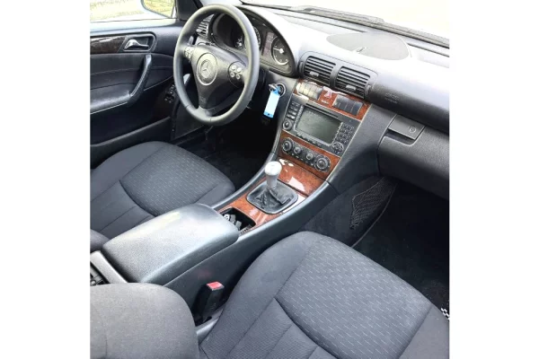 Cars for sale in Tirana - 4,000 Euro