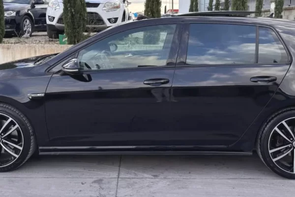 Cars for sale in Tirana - 11,000 Euro