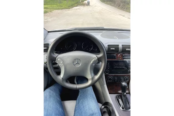 Cars for sale in Tirana - 3,500 Euro