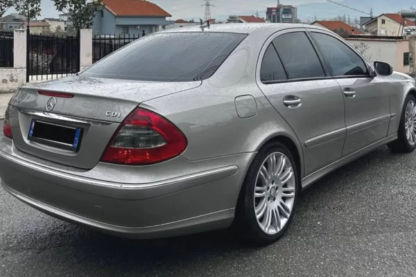 Cars for sale in Tirana - 5,200 Euro