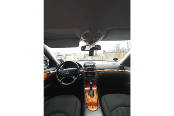 Cars for sale in Tirana - 5,200 Euro