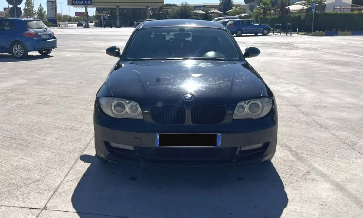 Cars for sale in Tirana, BMW, 2006 Diesel,Kambio Automatik Payment 3,500  Euro.