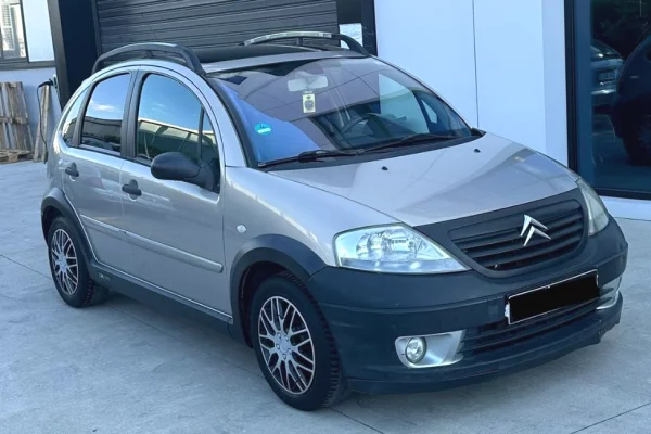 Cars for sale in Tirana - 2,900 Euro