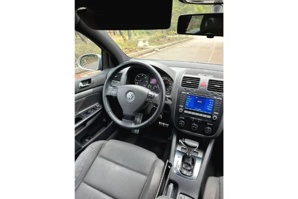 Cars for sale in Tirana - 4,200 Euro