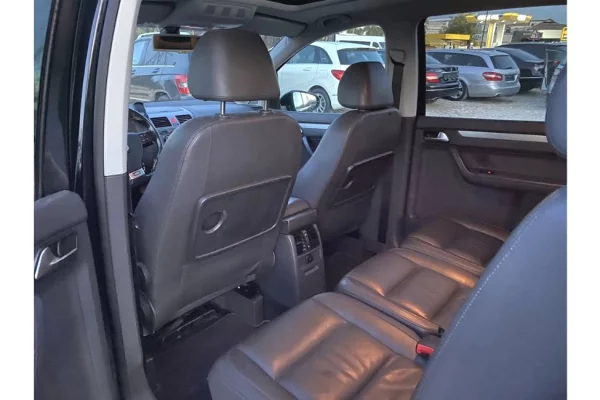 Auto in Vendita a Tirana, Volkswagen, 2009 Diesel,Kambio Automatik Pagamento 4,990  Euro.