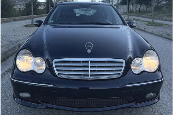Shitet Mercedes C-Class 220 Naft – Look AMG Sport Edition 🇩🇪