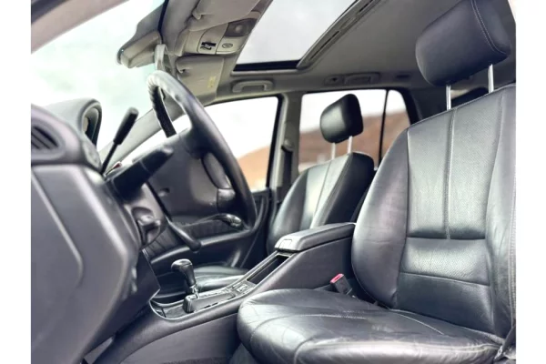 Auto in Vendita a Pristina, Mercedes-Benz, 2004 Diesel,Kambio Automatik Pagamento 4,900  Euro.