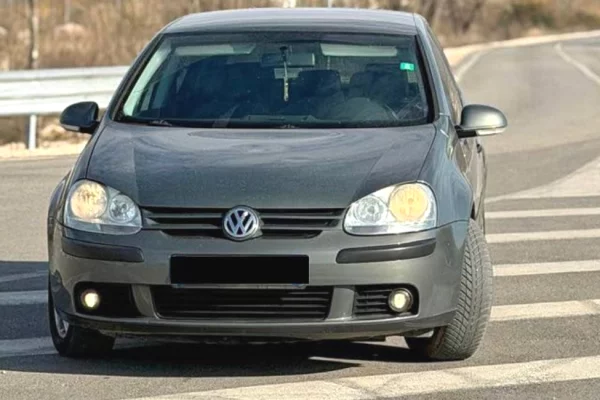  Shitet Volkswagen Golf 5