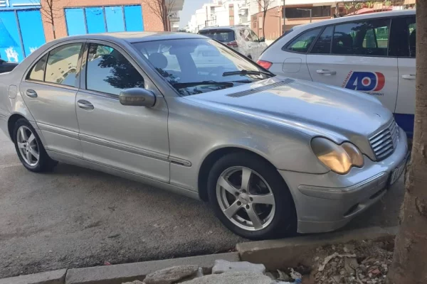 Shitet Mercedes-Benz C200 W203