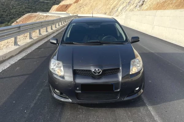 Shitet Toyota Auris 1.4 D4D 