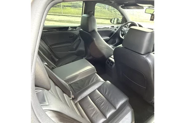 Auto in Vendita a Tirana, Volkswagen, 2013 Diesel,Kambio Automatik Pagamento 8,300  Euro.