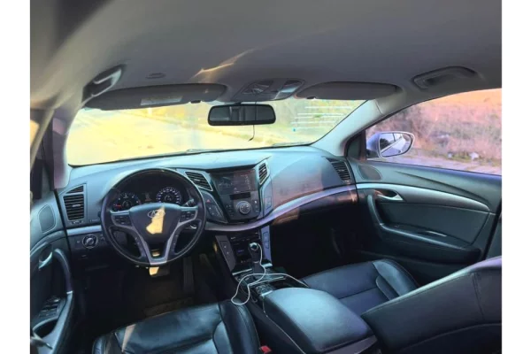 Auto in Vendita a Tirana, Hyundai, 2013 Diesel,Kambio Automatik Pagamento 5,800  Euro.