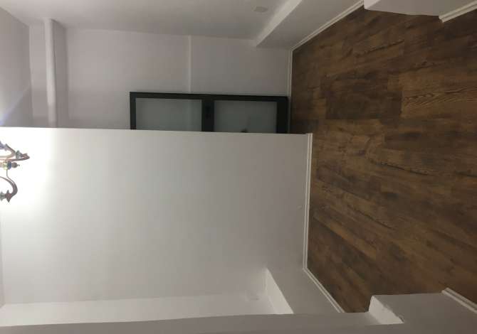 Ambient biznesi me qera ne Tirane - 350 Euro