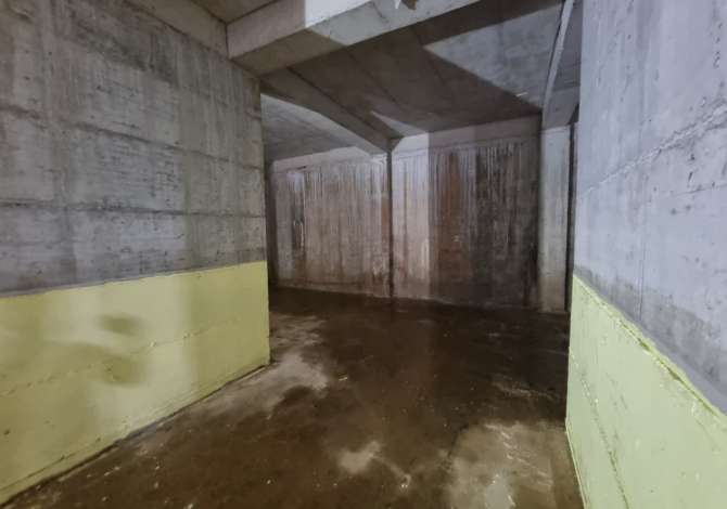 Business Property in Sale 4+1 in Tirana - 32,000 Euro