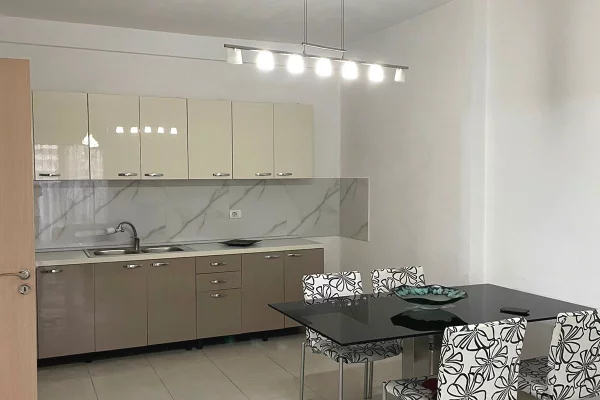 Casa in affitto 3+1 a Tirana - 600 Euro