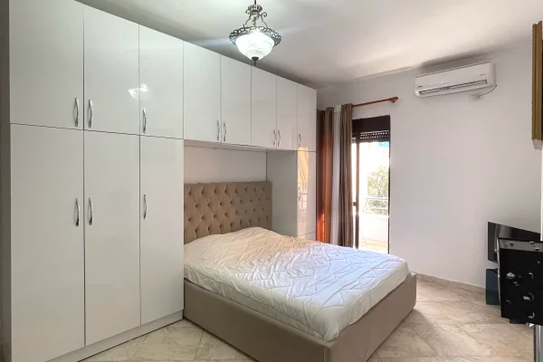 Shtepi me qera Garsoniere ne Tirane - 450 Euro