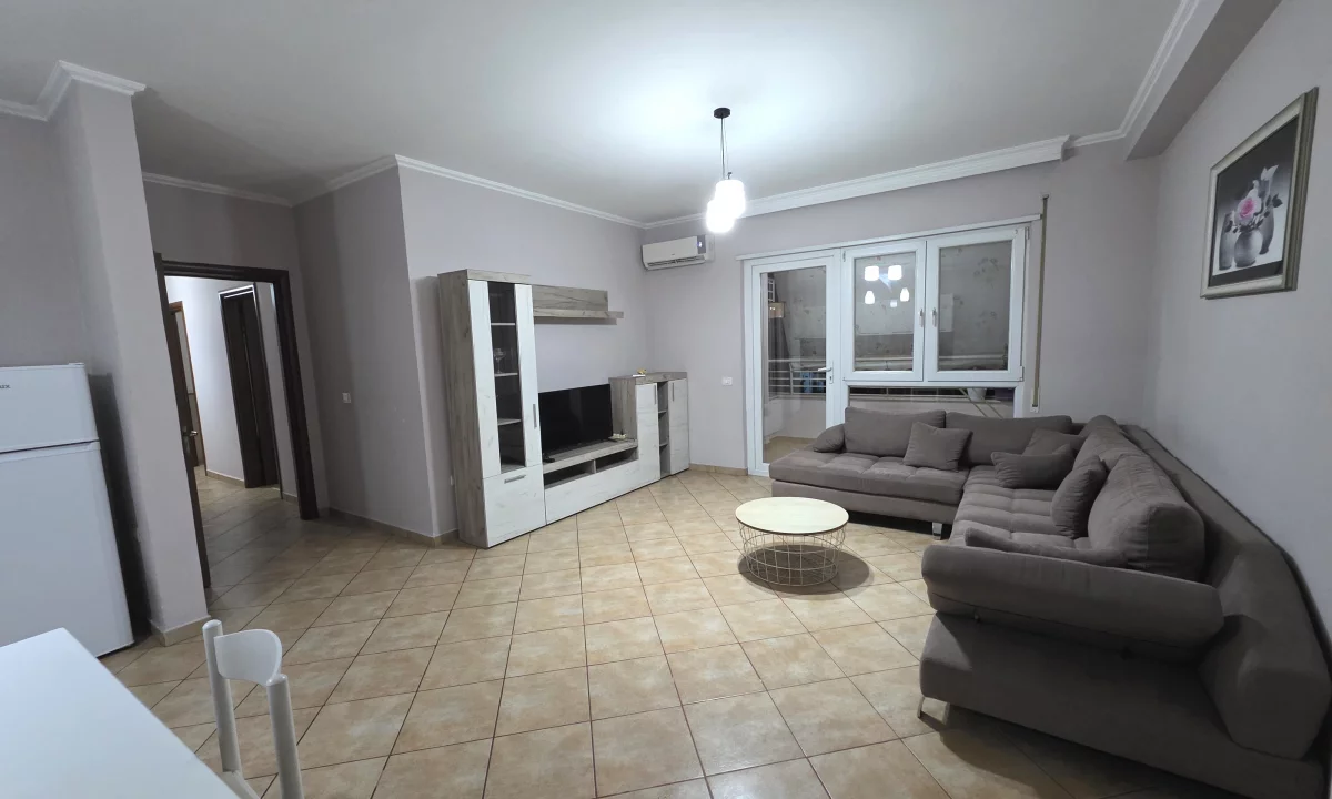 Shtepi me qera Apartament ne Tirane, 2+1, Mobilimi E mobiluar, Pagesa 60,000  Leke.