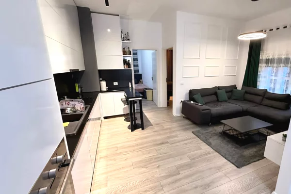 Shtepi ne shitje 2+1 ne Tirane - 145,000 Euro