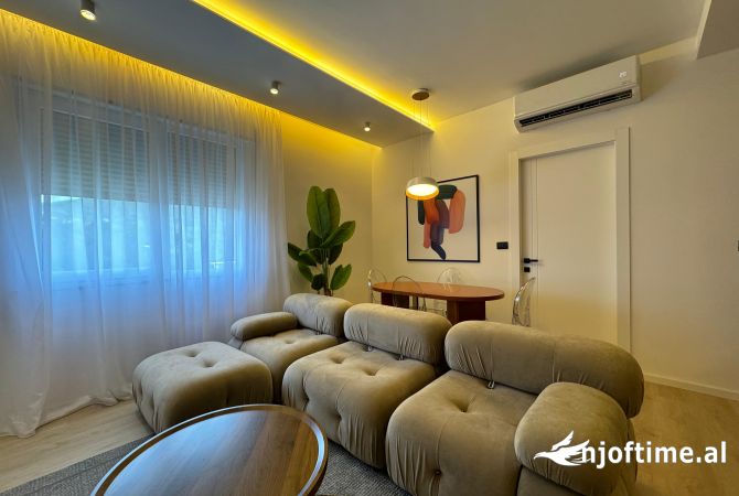 Shtepi ne shitje Apartament ne Tirane, 1+1, Mobilimi E mobiluar, Pagesa 155,000  Euro.