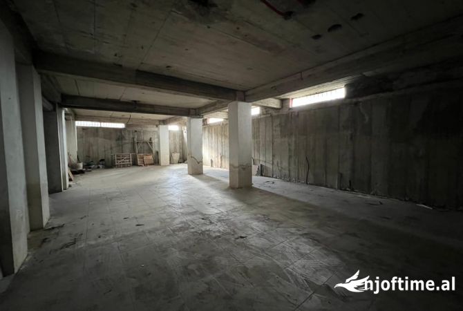 Ambient biznesi ne shitje 1+1 ne Tirane - 170,000 Euro
