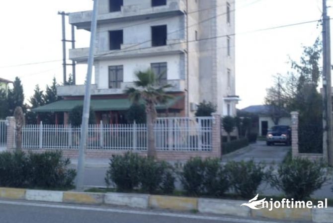 Shtepi ne shitje 7+1 ne Kavaje - 100,000 Euro