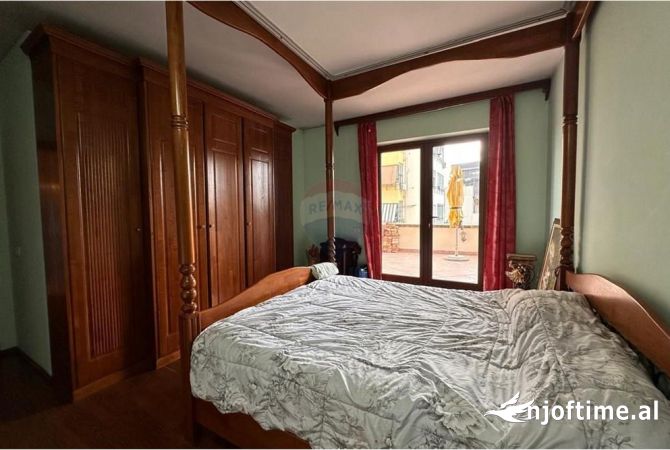 Shtepi me qera Apartament ne Tirane, 2+1, Mobilimi E mobiluar, Pagesa 730  Euro.